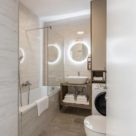 6 Islands - & Business - Free Garage Parking Appartement