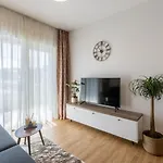 Apartamento 6 Islands - & Business - Free Garage Parking Split