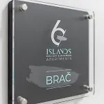 6 Islands - & Business - Free Garage Parking Split