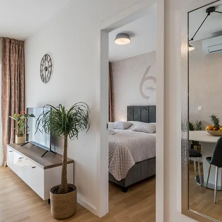 6 Islands - & Business - Free Garage Parking Spalato