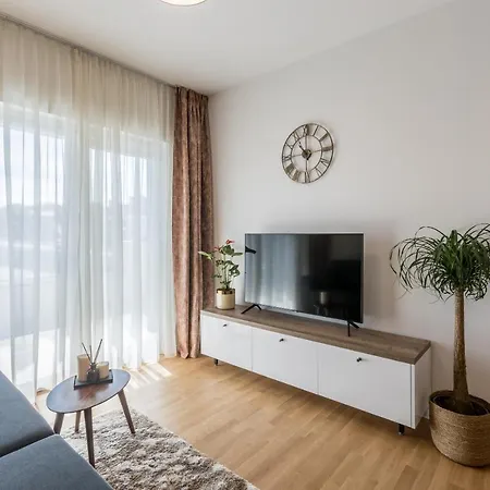 Apartamento 6 Islands - & Business - Free Garage Parking Split