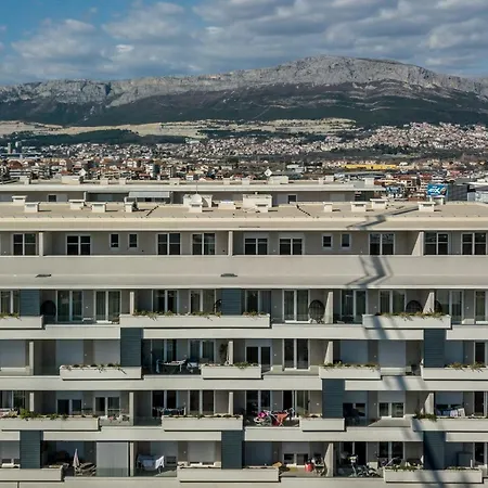 Appartamento 6 Islands - & Business - Free Garage Parking